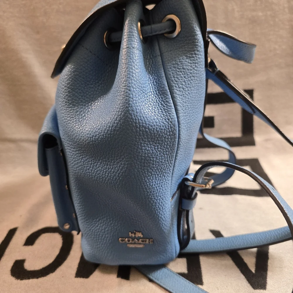 Coach Small Backpack GUC - Picture 5 of 10